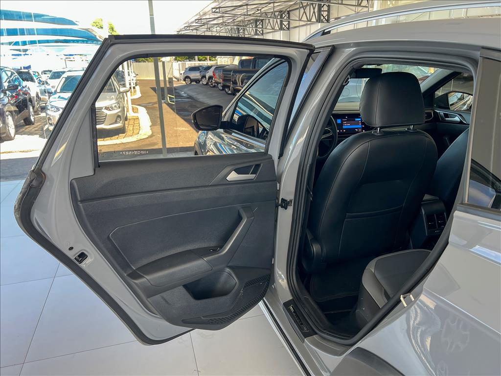 NIVUS 1.0 200 TSI TOTAL FLEX HIGHLINE AUTOMÁTICO17