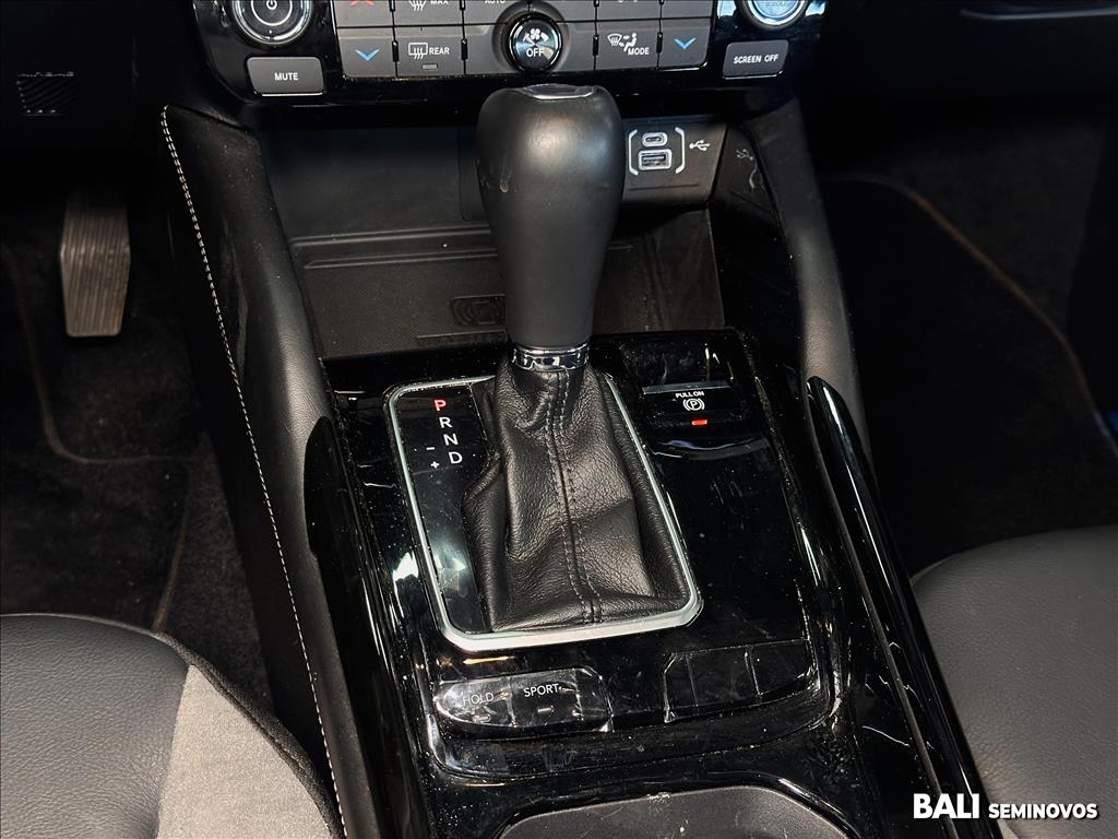 COMMANDER 1.3 T270 TURBO FLEX LIMITED AT612