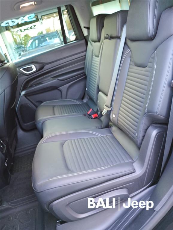 COMMANDER 1.3 T270 TURBO FLEX LONGITUDE AT6