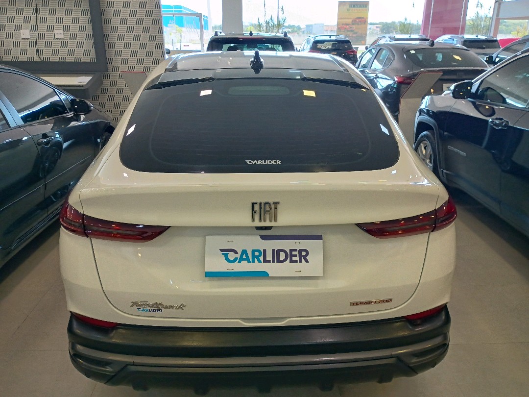FASTBACK 1.0 TURBO 200 FLEX CVT1