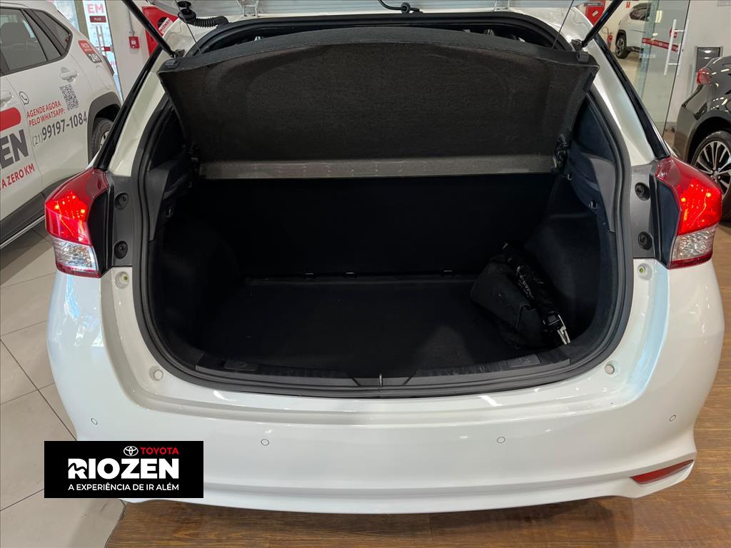 YARIS 1.3 16V FLEX XL LIVE MULTIDRIVE6