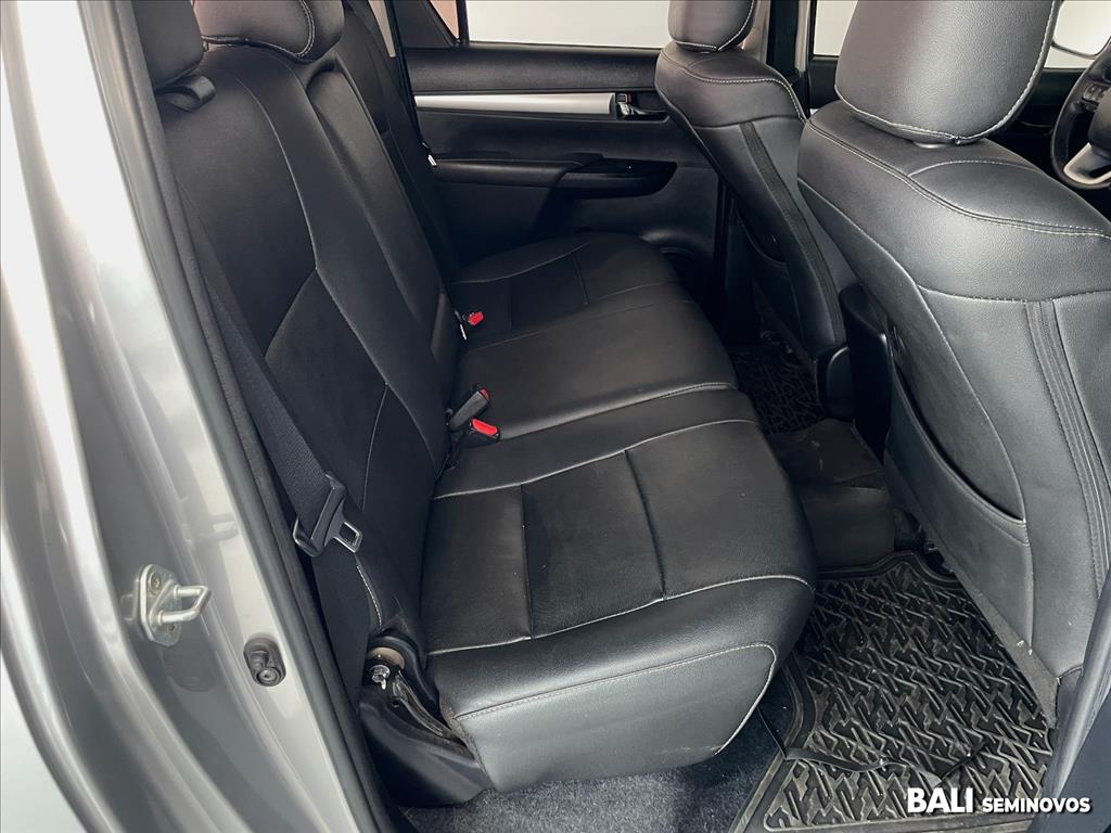 HILUX 2.7 VVT-i FLEX CD SR 4X2 AUTOMÁTICO14