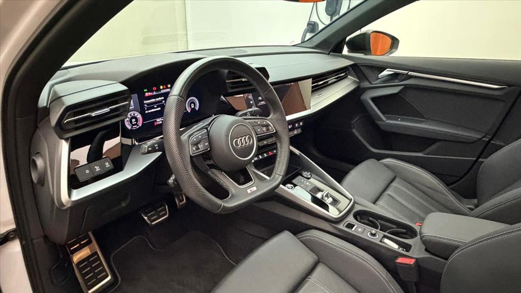 A3 2.0 40 TFSI MHEV SEDAN PERFORMANCE BLACK S-TRONIC7