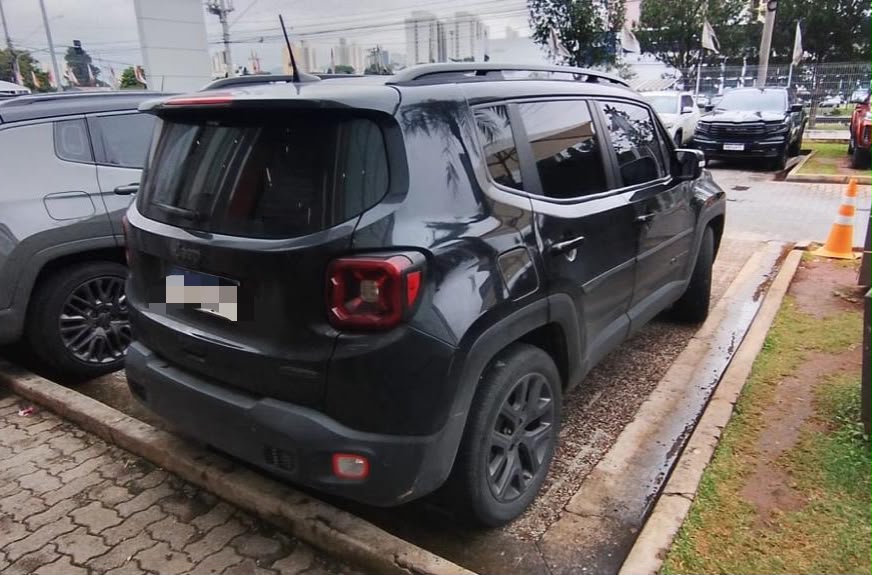 RENEGADE 1.8 16V FLEX LONGITUDE 4P AUTOMÁTICO5