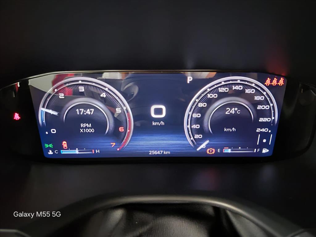 RAMPAGE 2.0 HURRICANE 4 TURBO GASOLINA R/T 4X4 AUTOMÁTICO6