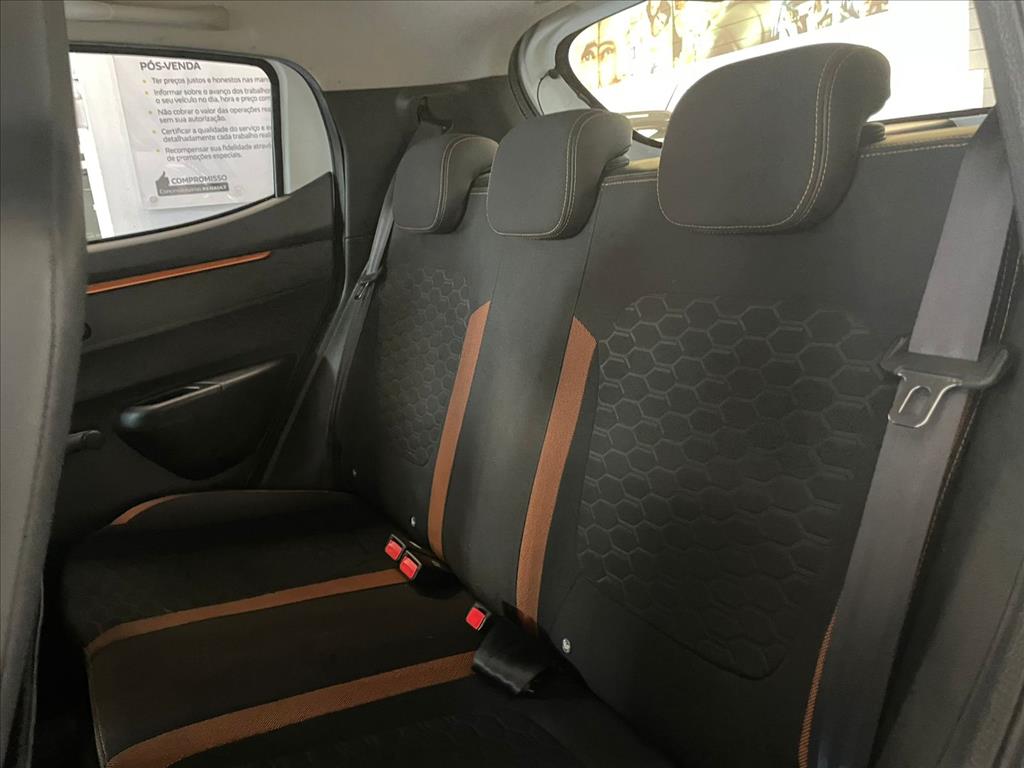 KWID 1.0 12V SCE FLEX OUTSIDER MANUAL
