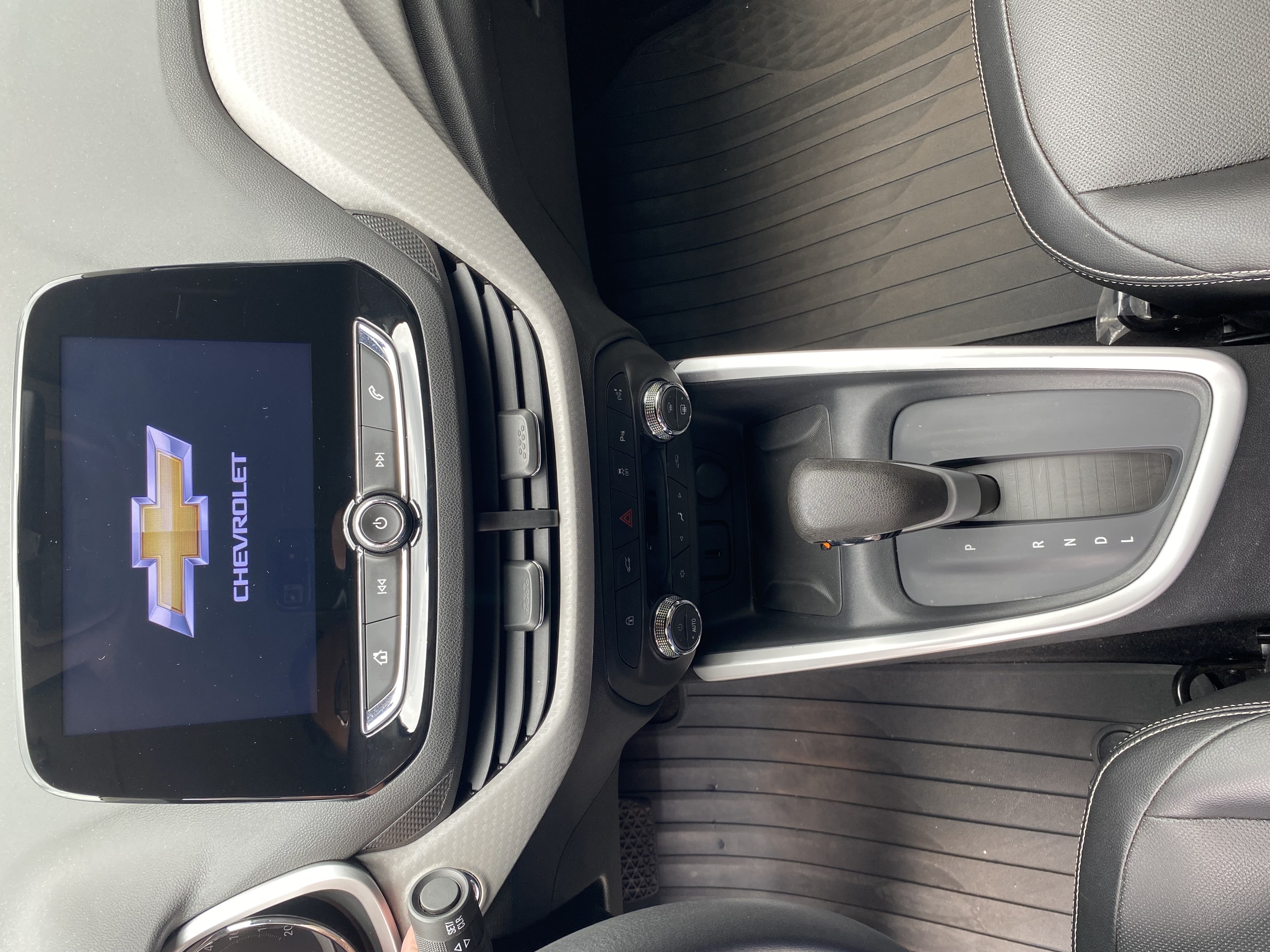 ONIX PLUS 1.0 TURBO FLEX PREMIER AUTOMÁTICO11