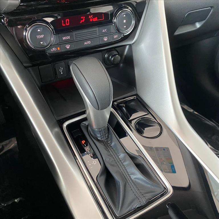 Mitsubishi-ECLIPSE CROSS-1.5 MIVEC TURBO GASOLINA RUSH CVT