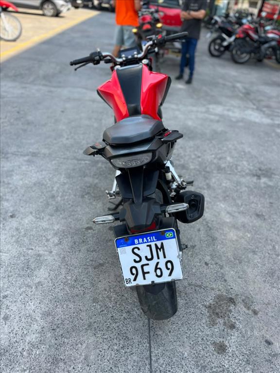 HONDA CB foto 4