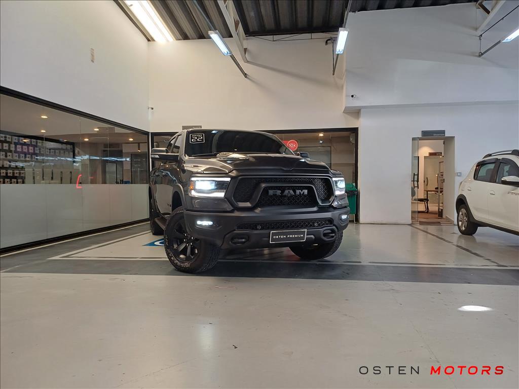 RAM-1500-5.7 V8 GASOLINA REBEL CD 4X4 AUTOMÁTICO