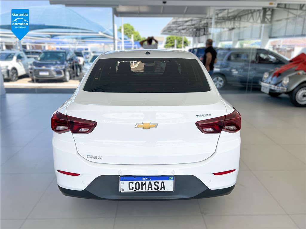 ONIX PLUS 1.0 TURBO FLEX AUTOMÁTICO6