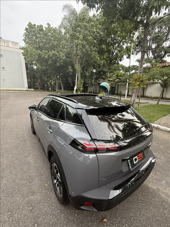 Peugeot-2008-1.0 TURBO 200 FLEX GT CVT
