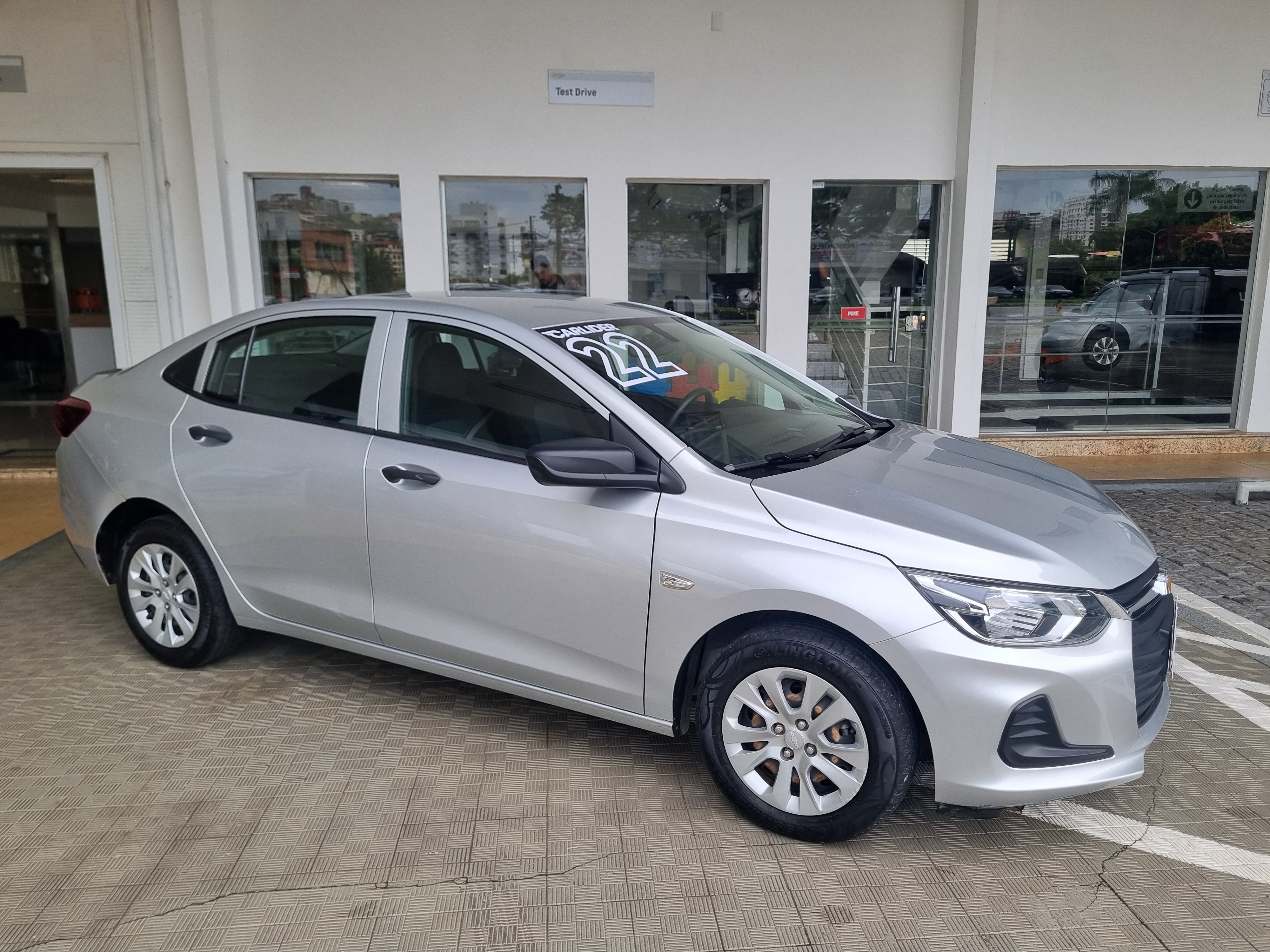 ONIX PLUS 1.0 TURBO FLEX AUTOMÁTICO4