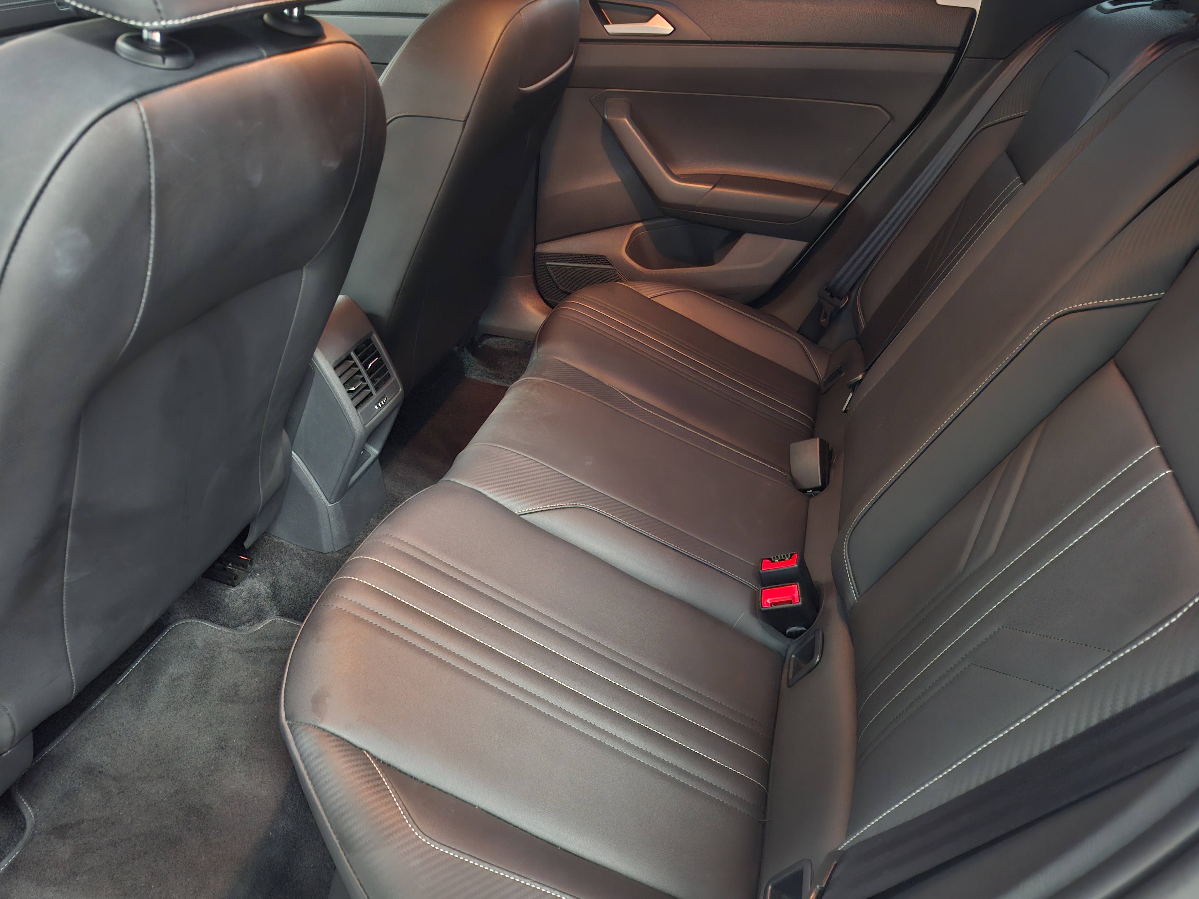 NIVUS 1.0 200 TSI TOTAL FLEX HIGHLINE AUTOMÁTICO9