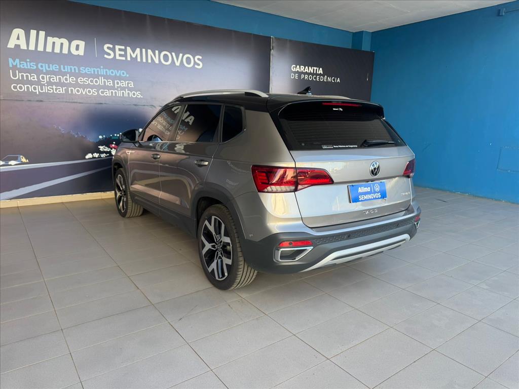 TAOS 1.4 250 TSI TOTAL FLEX HIGHLINE AUTOMÁTICO6