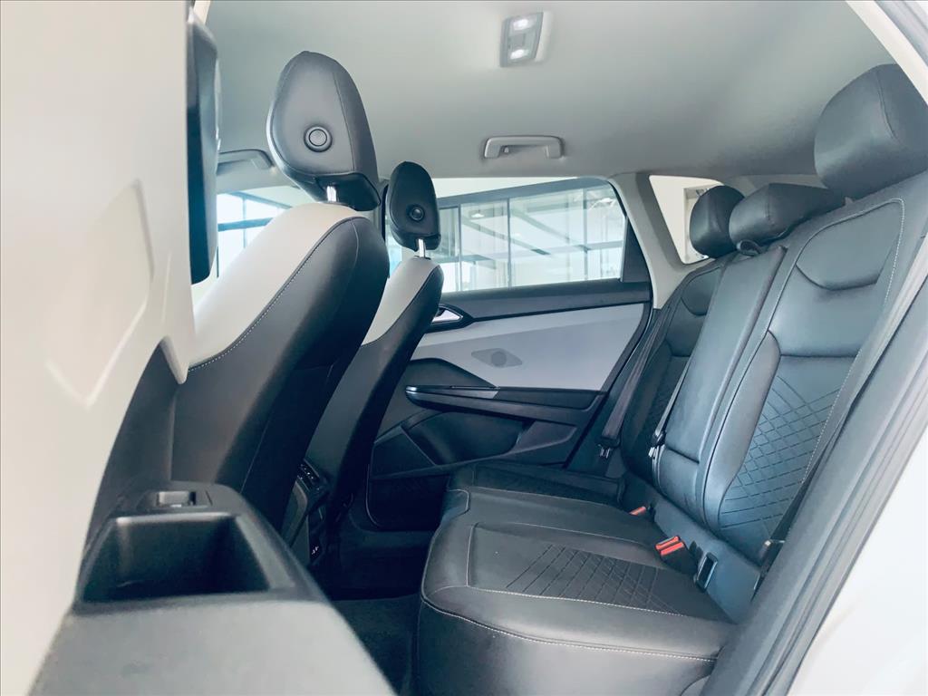 TAOS 1.4 250 TSI TOTAL FLEX COMFORTLINE AUTOMÁTICO5