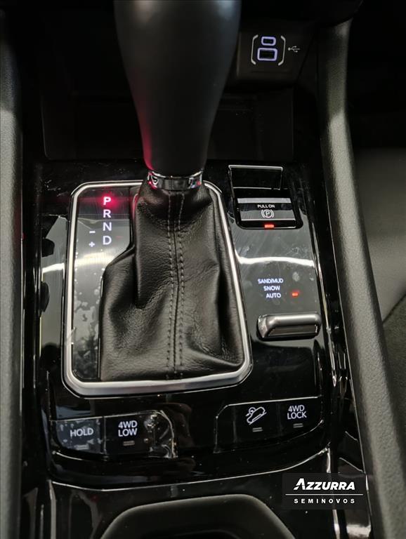 COMPASS 2.0 HURRICANE 4 TURBO GASOLINA BLACKHAWK AT916