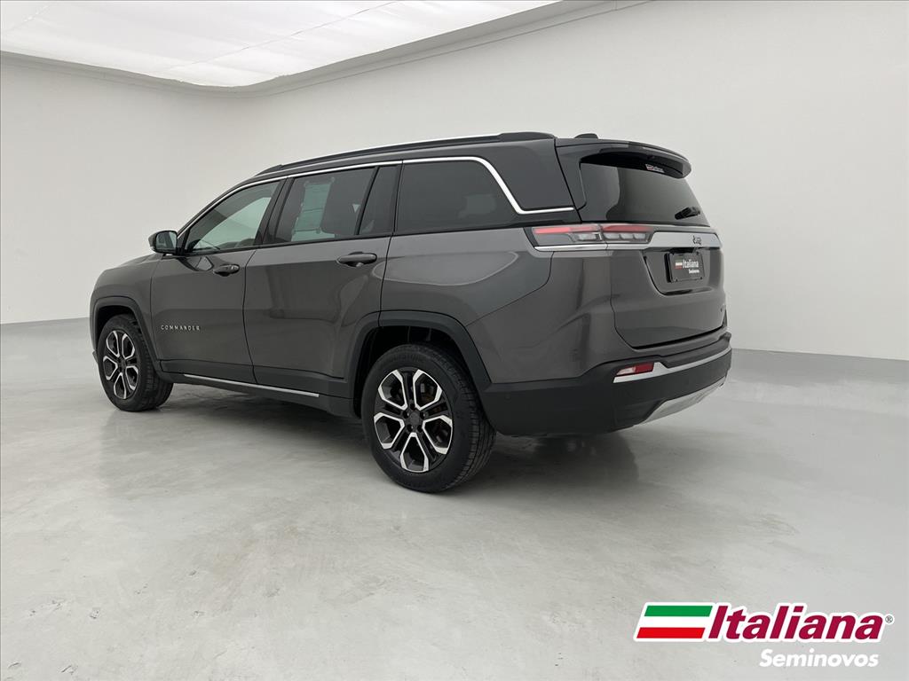 COMMANDER 1.3 T270 TURBO FLEX LIMITED AT62