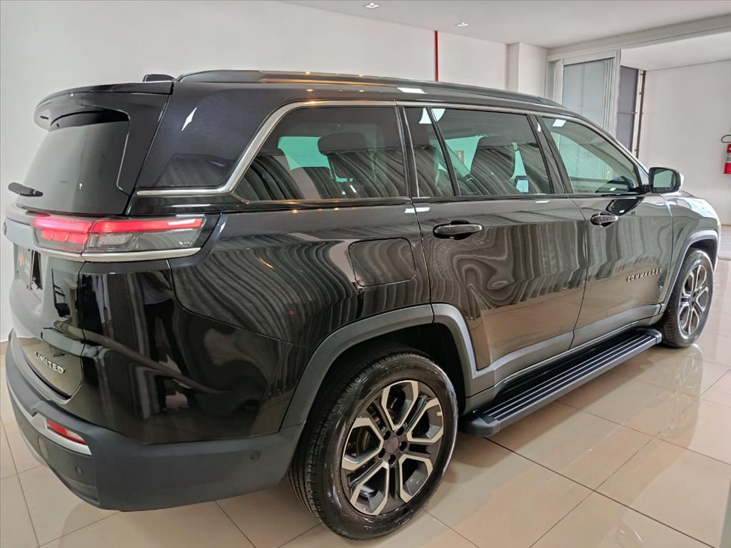 COMMANDER 1.3 T270 TURBO FLEX LIMITED AT64