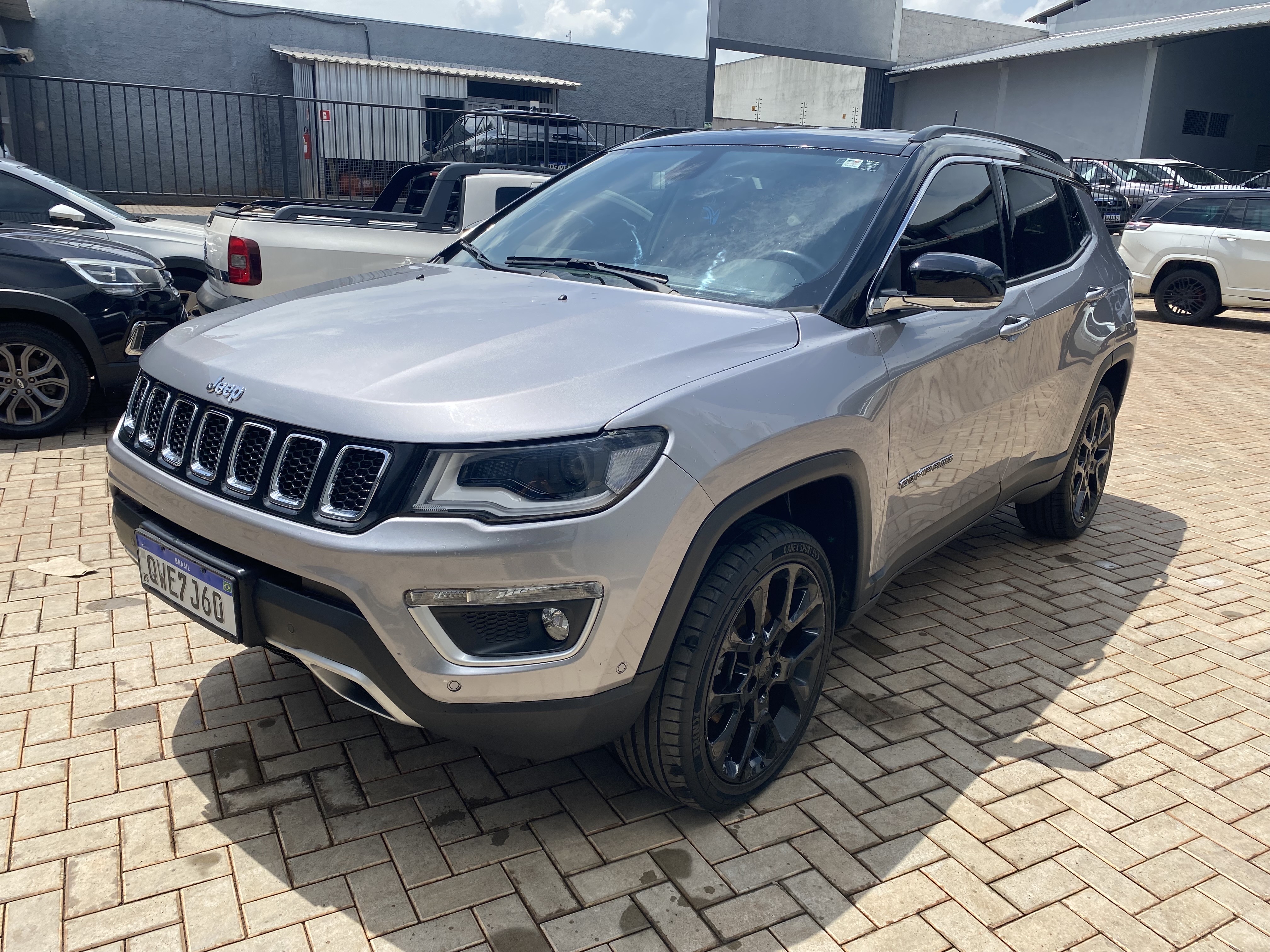 COMPASS 2.0 16V DIESEL LIMITED 4X4 AUTOMÁTICO1