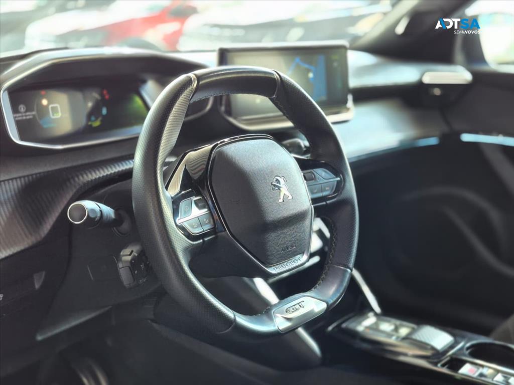 PEUGEOT 2008 50 KW ELÉTRICO E-GT