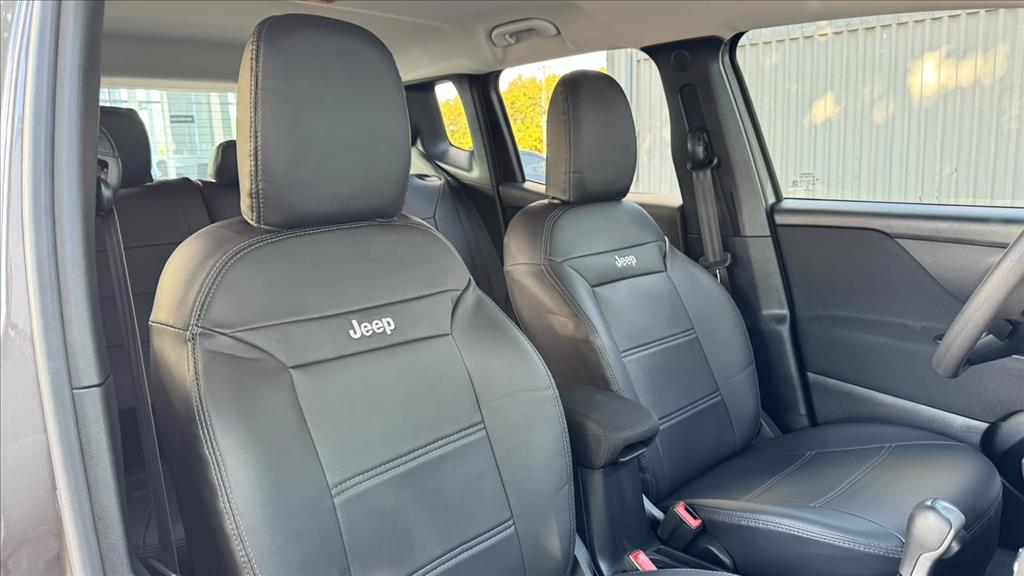 RENEGADE 1.8 16V FLEX 4P AUTOMÁTICO10