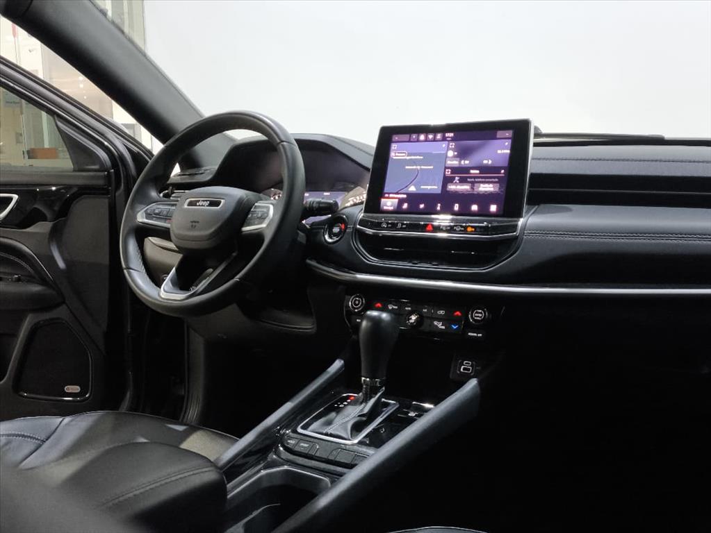 COMPASS 1.3 T270 TURBO FLEX LONGITUDE AT64
