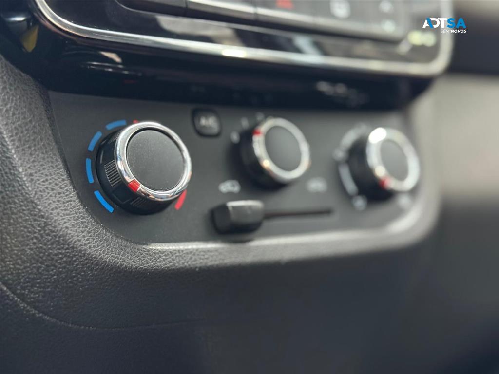 RENAULT KWID 1.0 12V SCE FLEX OUTSIDER MANUAL