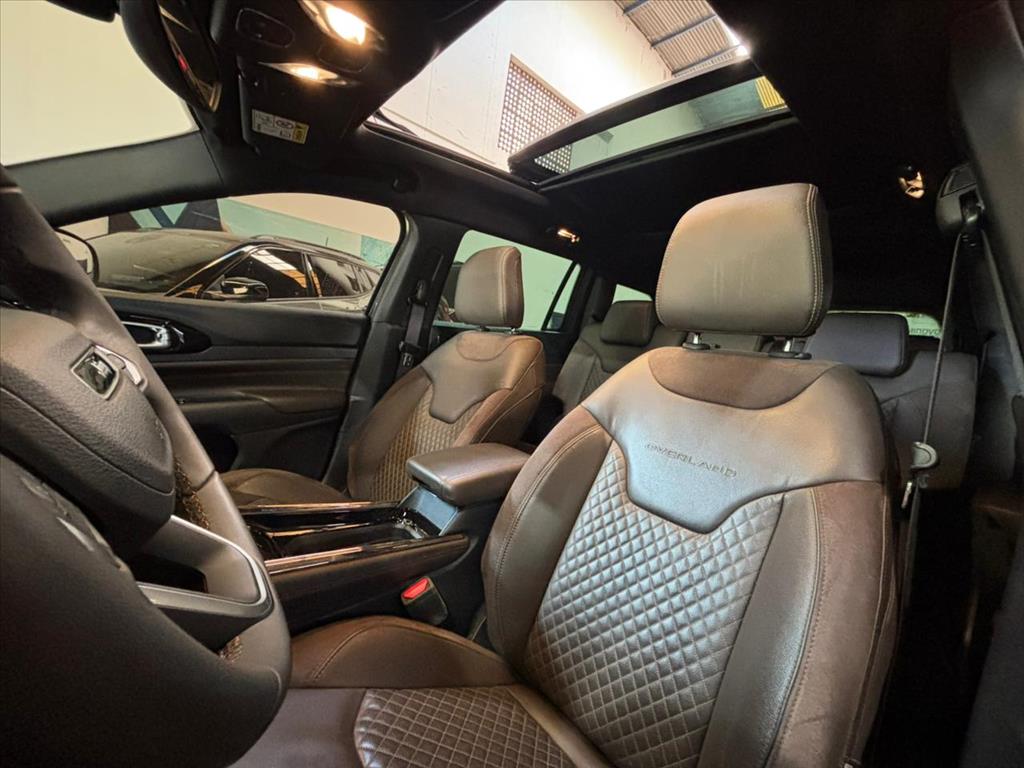 Jeep-COMMANDER-1.3 T270 TURBO FLEX OVERLAND AT6