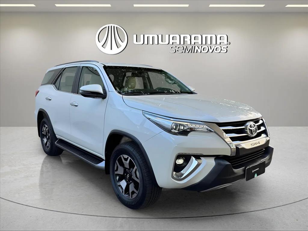 HILUX SW4 2.8 SRX DIAMOND 4X4 7 LUGARES 16V TURBO INTERCOOLER DIESEL 4P AUTOMÁTICO2