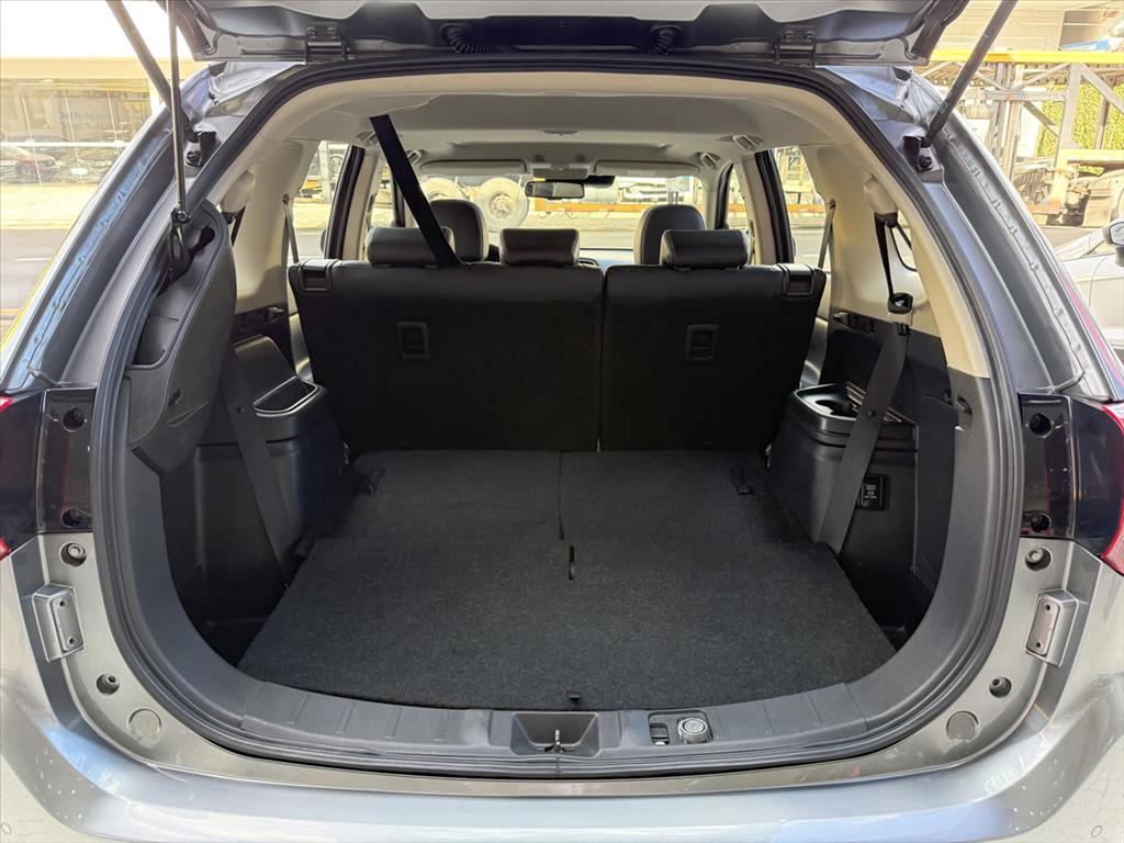 Mitsubishi Outlander - 3.0 MIVEC V6 GASOLINA HPE-S AWD AUTOMÁTICO