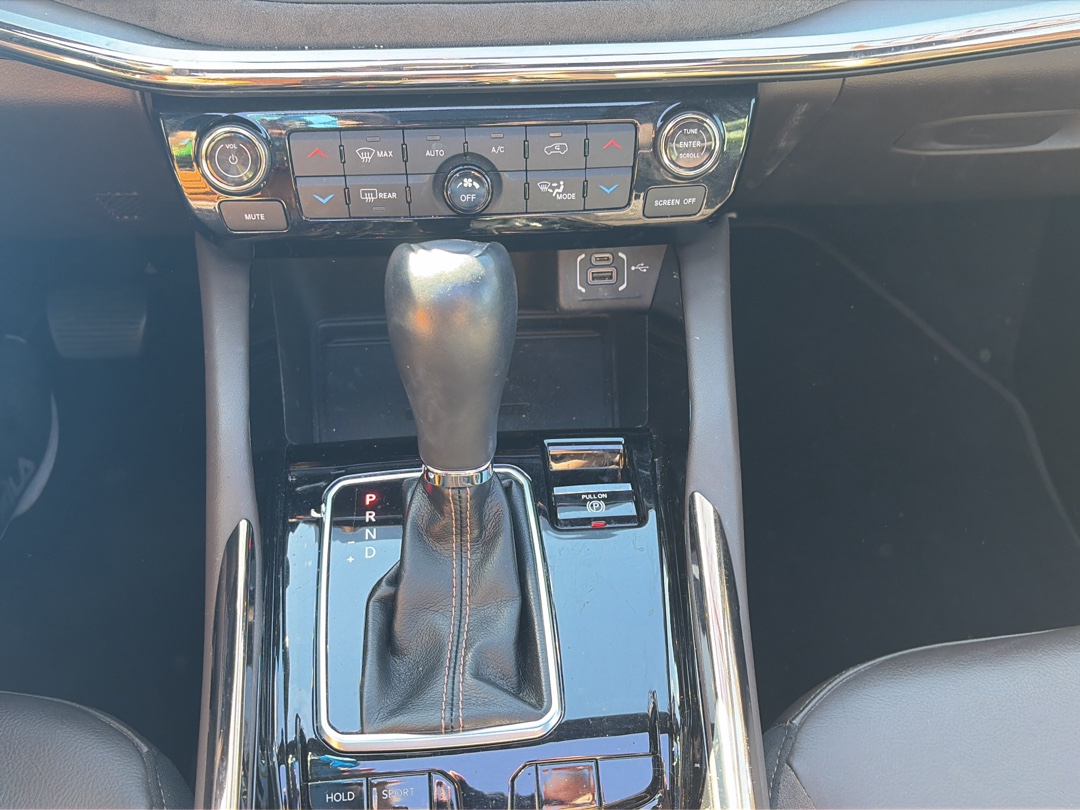 COMMANDER 1.3 T270 TURBO FLEX OVERLAND AT616