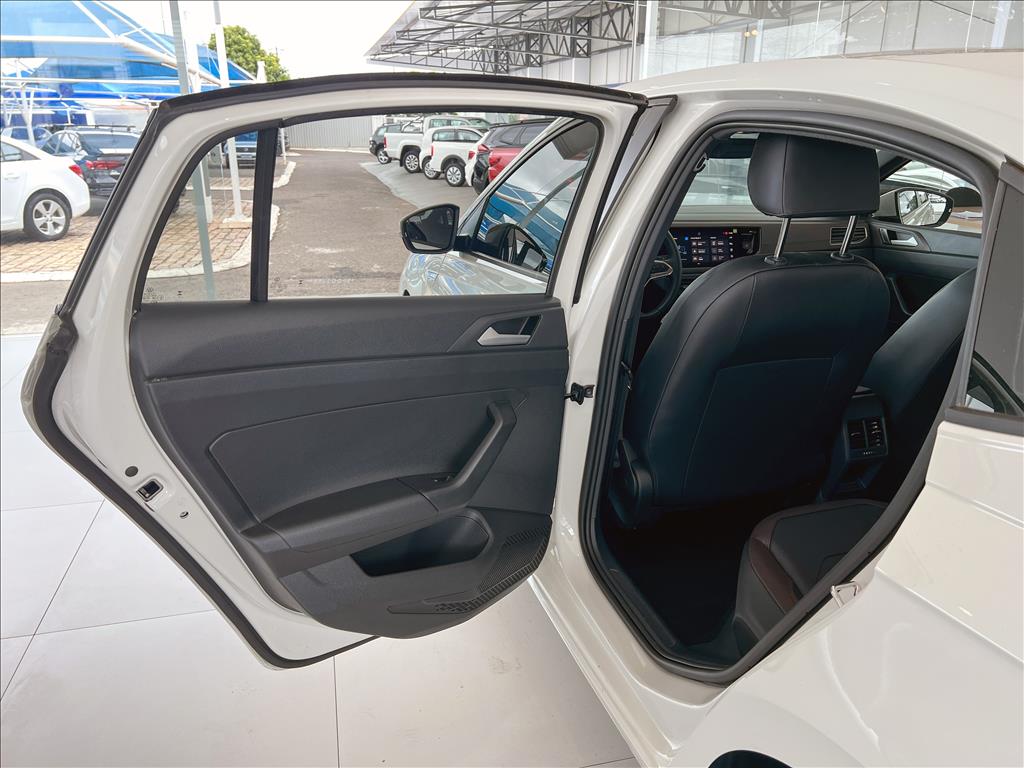 VIRTUS 1.0 200 TSI HIGHLINE AUTOMÁTICO16