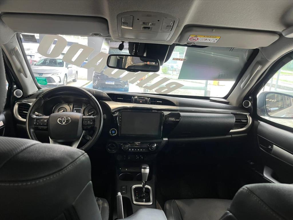 HILUX 2.8 D-4D TURBO DIESEL CD SRX 4X4 AUTOMÁTICO6