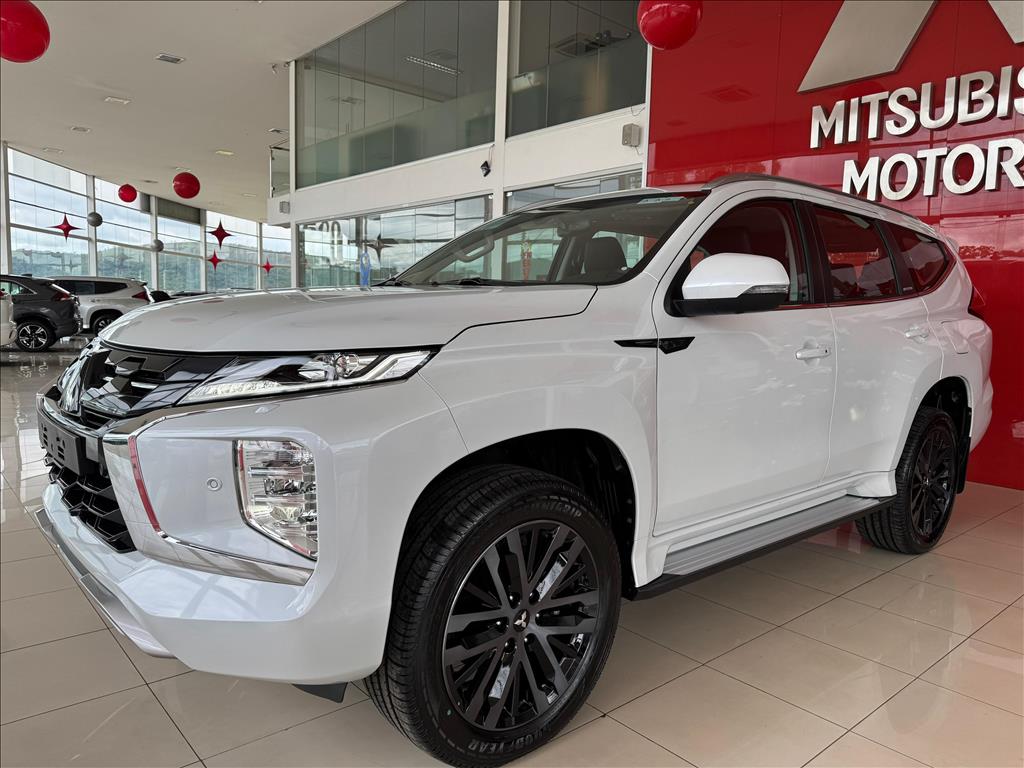 Mitsubishi-PAJERO SPORT-2.4 16V MIVEC TURBO DIESEL LEGEND AWD AUTOMÁTICO