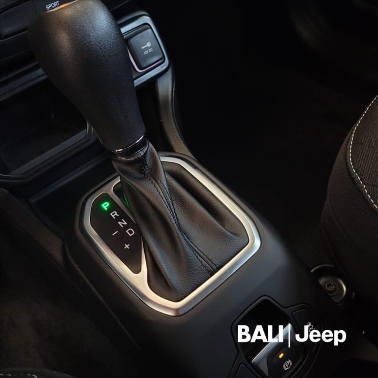 RENEGADE 1.3 T270 TURBO FLEX ALTITUDE AT68