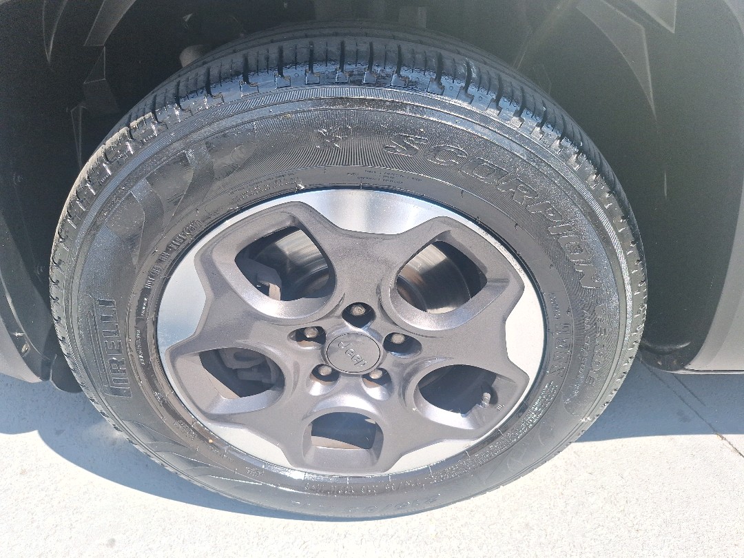 RENEGADE 1.8 16V FLEX SPORT 4P AUTOMÁTICO13
