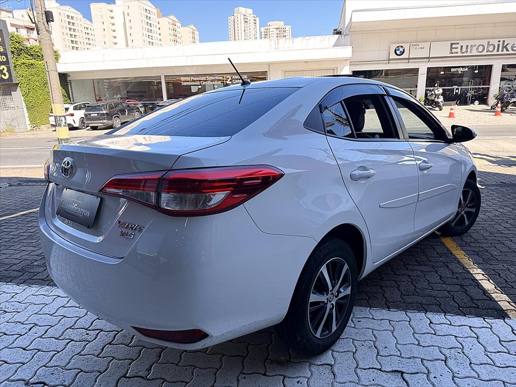 Toyota Yaris - 1.5 16V FLEX SEDAN XLS MULTIDRIVE