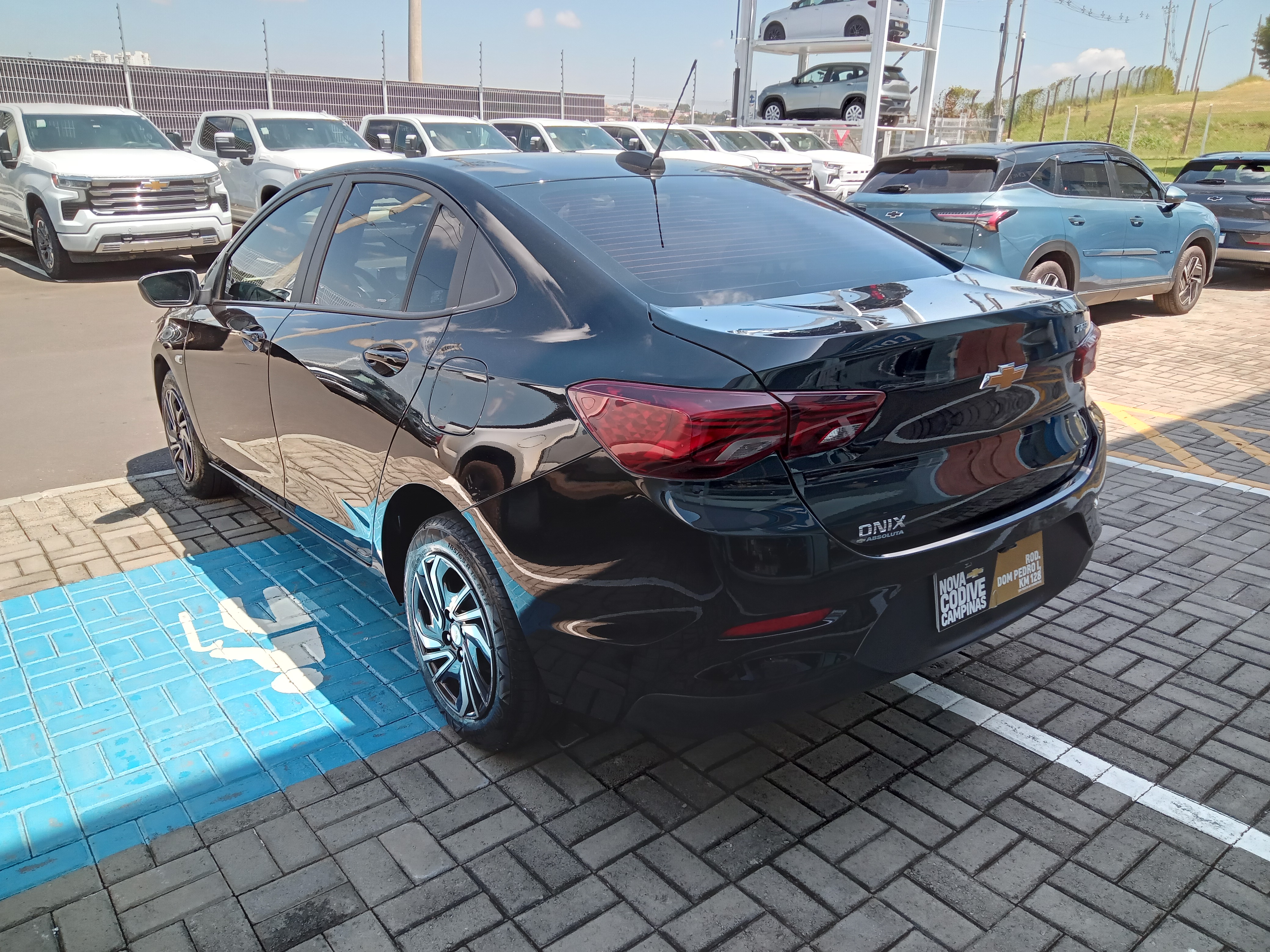 ONIX PLUS 1.0 TURBO FLEX LT AUTOMÁTICO3