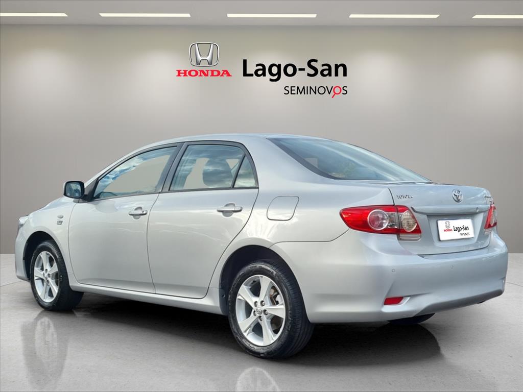 COROLLA 1.8 GLI 16V FLEX 4P AUTOMÁTICO3