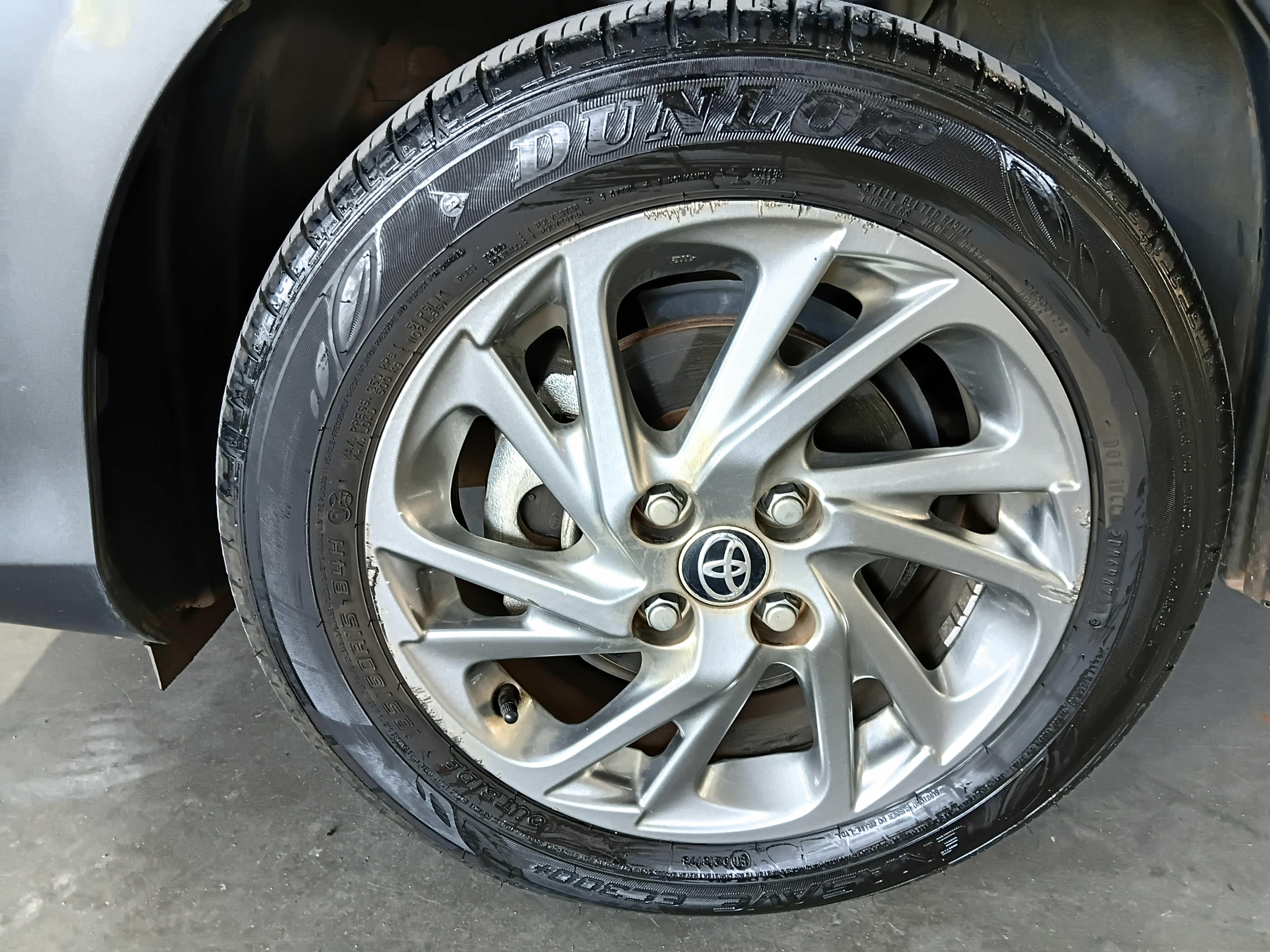 Toyota-YARIS-1.5 16V FLEX SEDAN XS CONNECT MULTIDRIVE