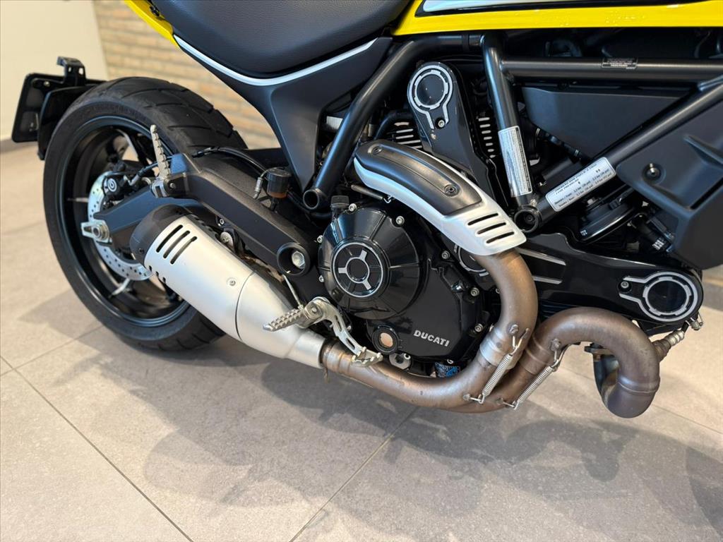 DUCATI-SCRAMBLER-ICON
