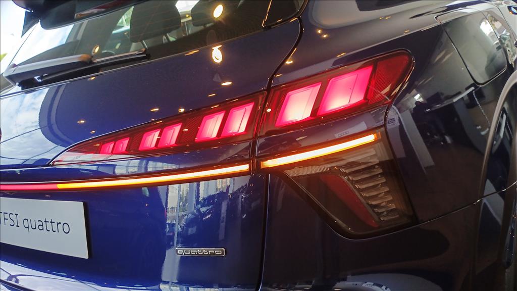 Q3 2.0 TFSI GASOLINA LAUNCH EDITION QUATTRO S TRONIC10
