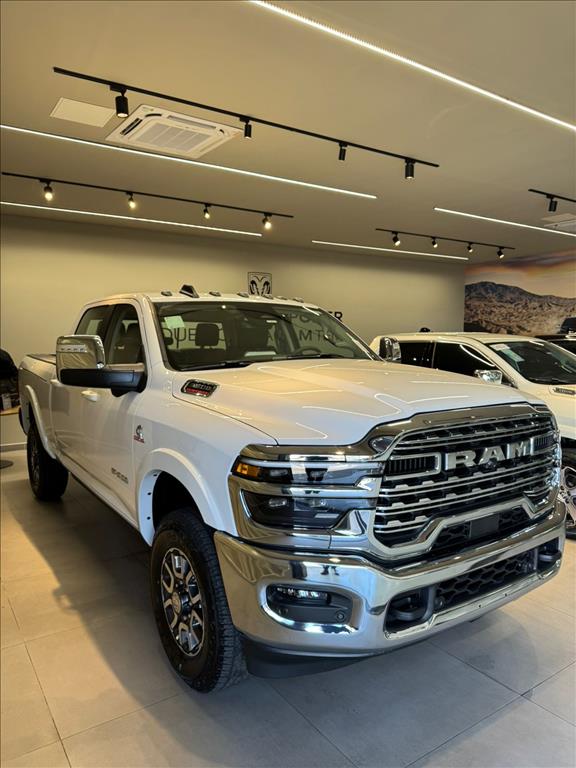 3500 6.7 I6 TURBO DIESEL LIMITED LONGHORN CD 4X4  AUTOMÁTICO1