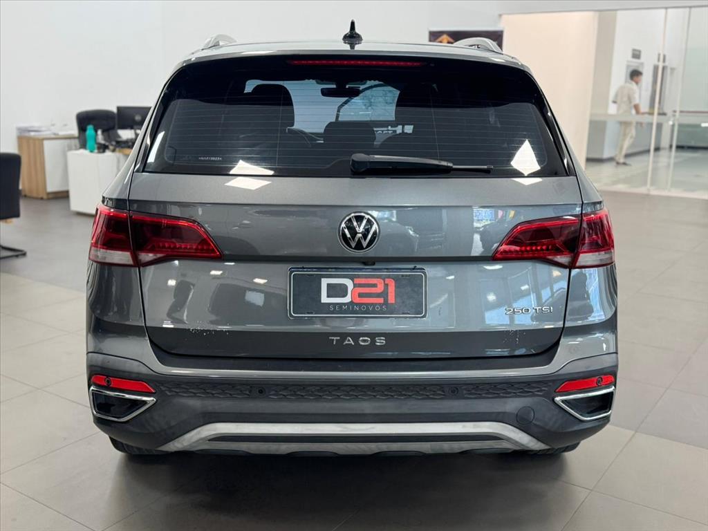 VW - Volkswagen-TAOS-1.4 250 TSI TOTAL FLEX HIGHLINE AUTOMÁTICO