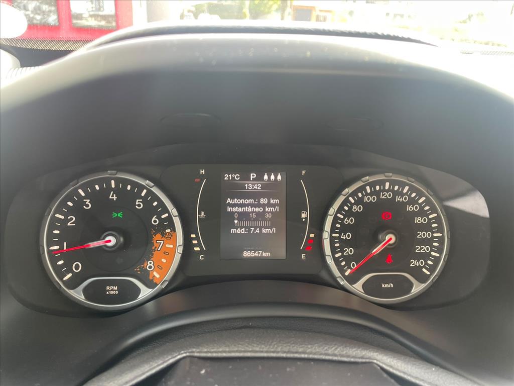 RENEGADE 1.8 16V FLEX LONGITUDE 4P AUTOMÁTICO9