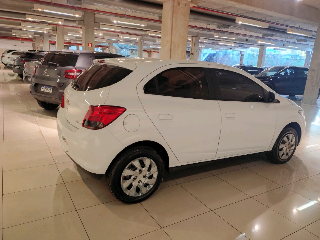 Chevrolet Onix 1.4 Mpfi LT 8V Flex 4P Automático - foto 8