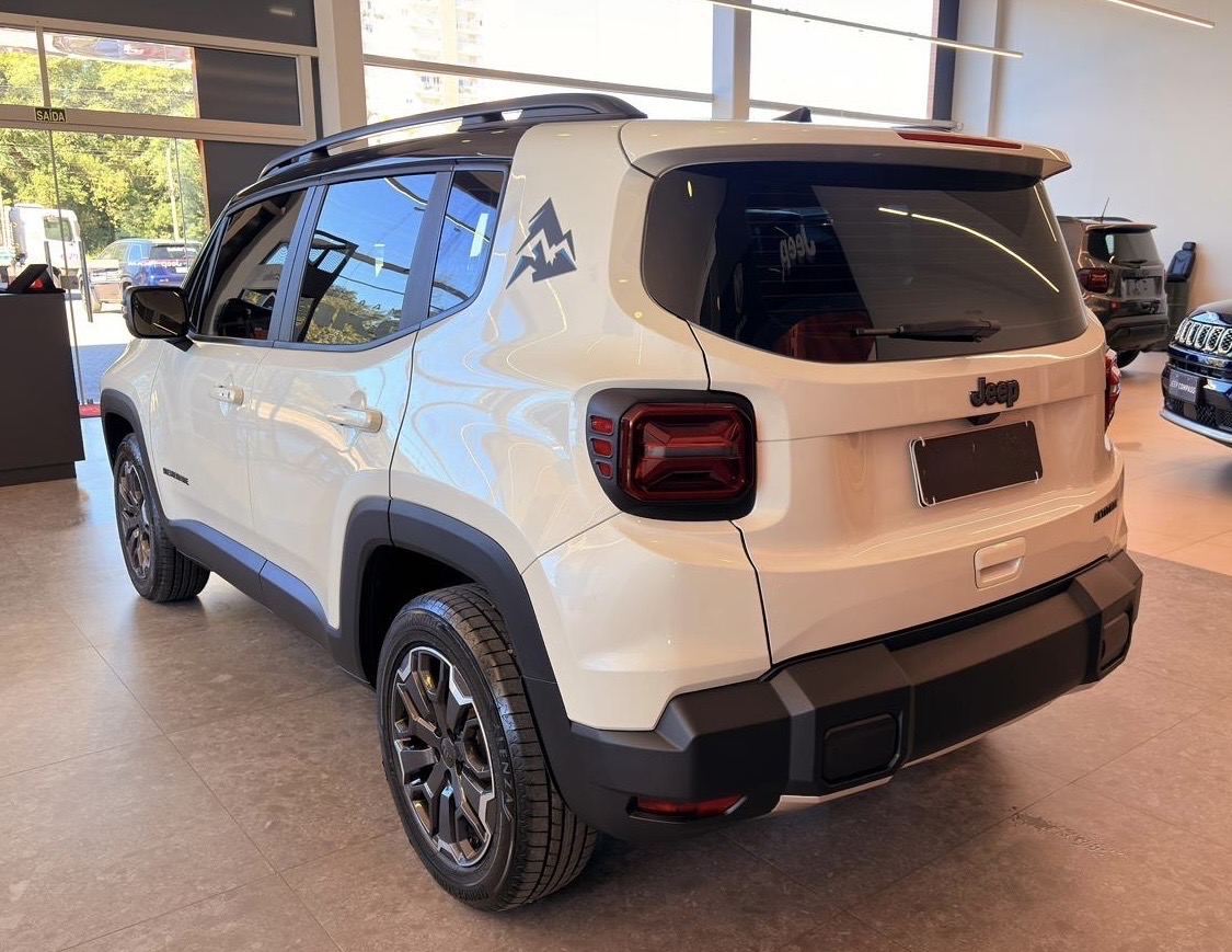 RENEGADE 1.3 T270 TURBO FLEX ALTITUDE AT62
