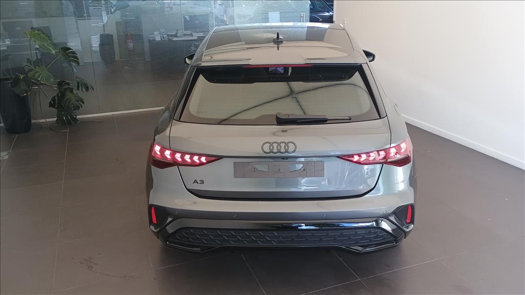 A3 2.0 40 TFSI GASOLINA SPORTBACK PERFORMANCE BLACK S-TRONIC10