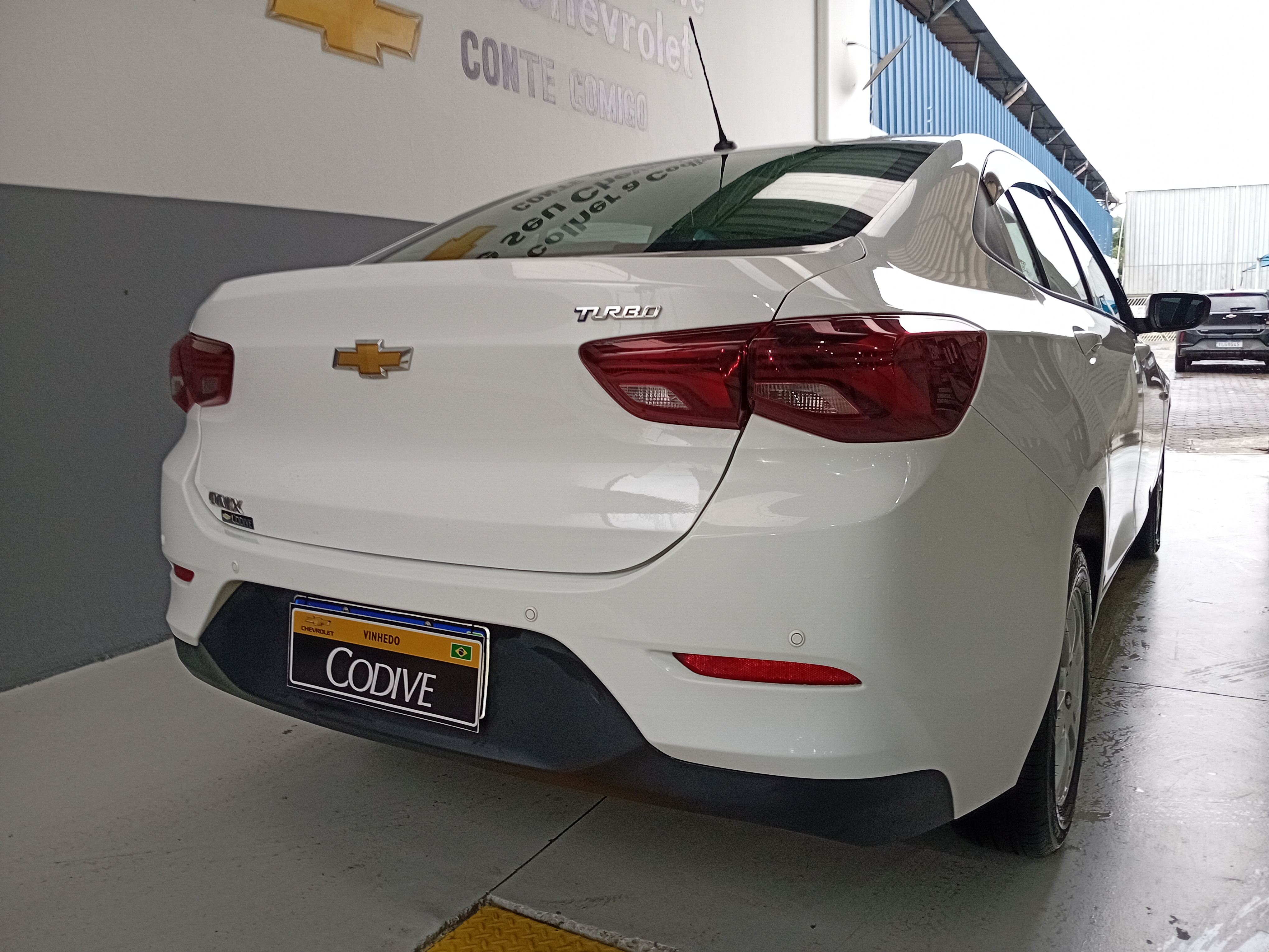 ONIX PLUS 1.0 TURBO FLEX LT AUTOMÁTICO2